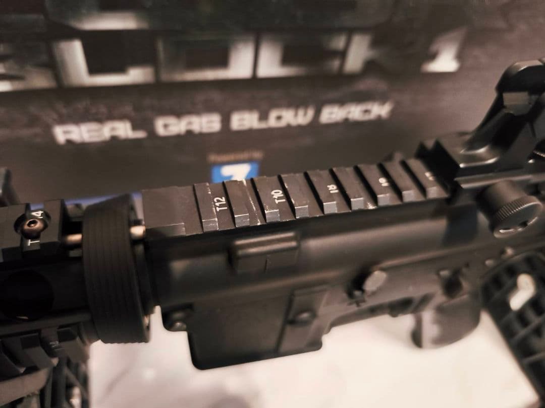 およ　東京マルイ　cqbr　block1　ドットサイト、スタンド付き