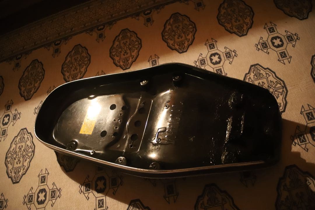 Kawasaki W650用 社外シート＋シート下カバーセット