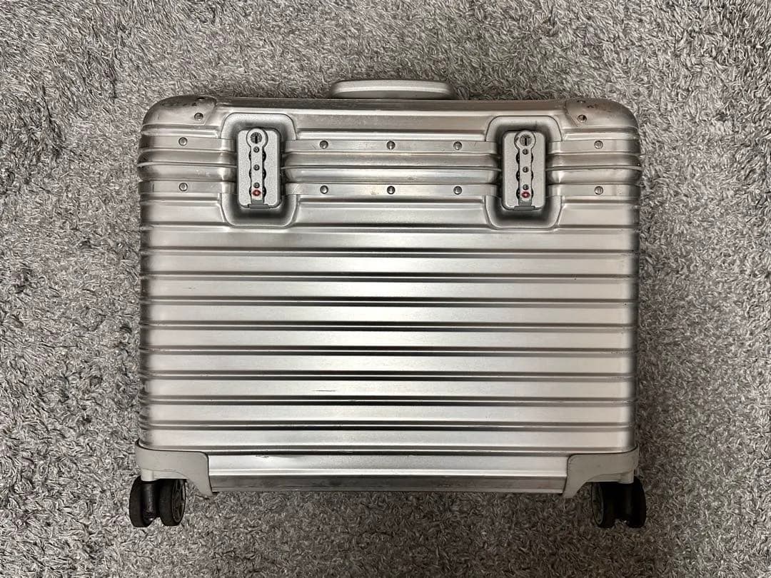 【ヒデキ】リモワ RIMOWA パイロット 34L 4輪モデル