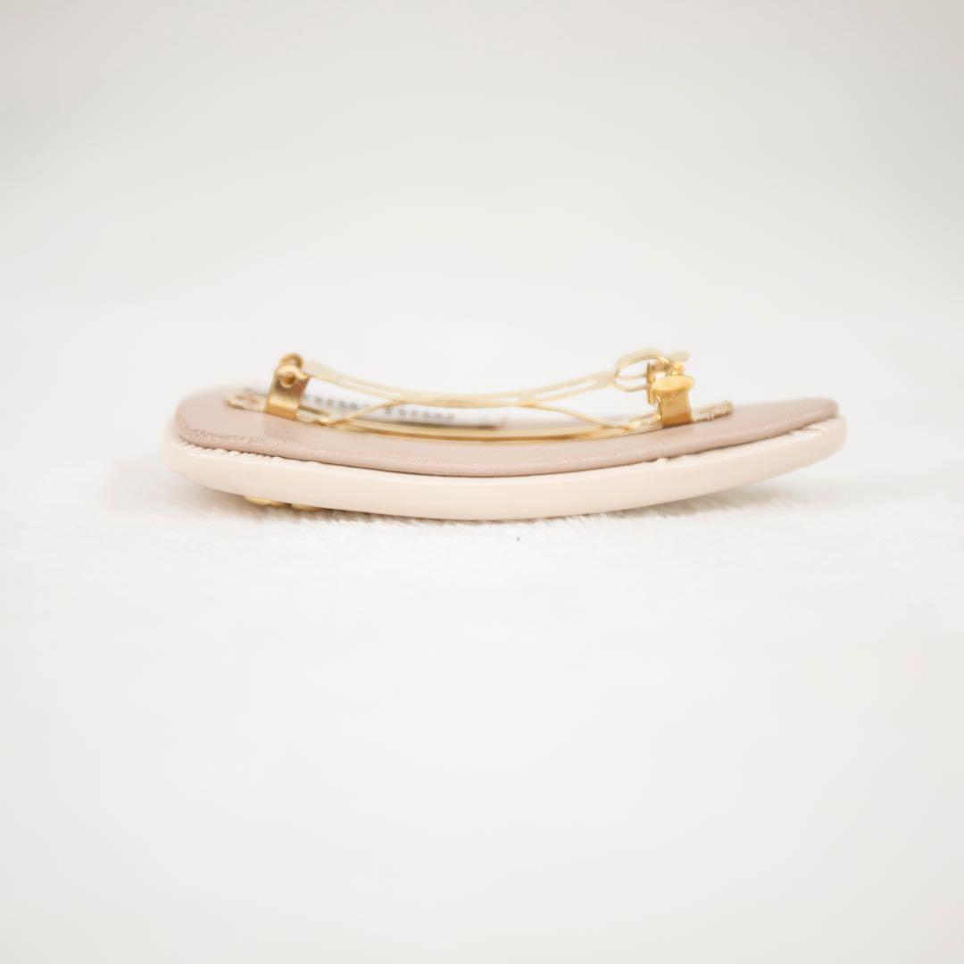 ミュウミュウ ヘアピン ヘアクリップ バレッタ ベージュ レディース 正規品