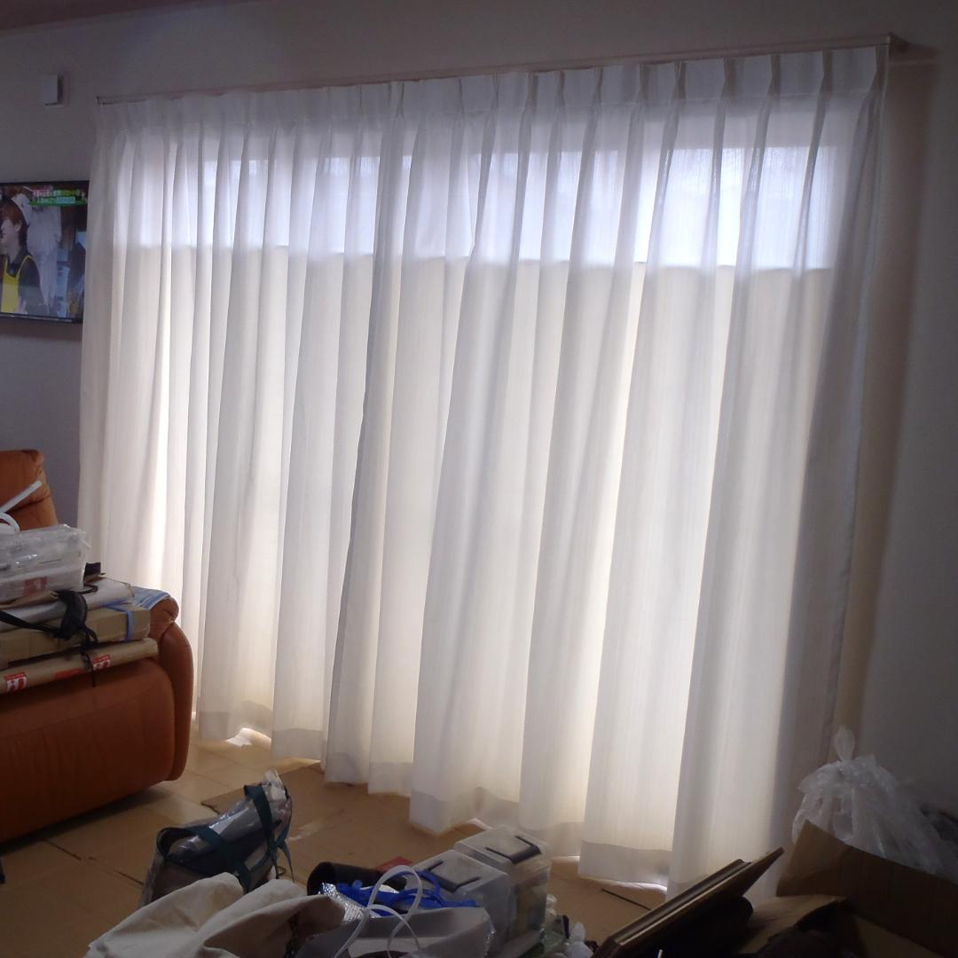 レースのカーテン