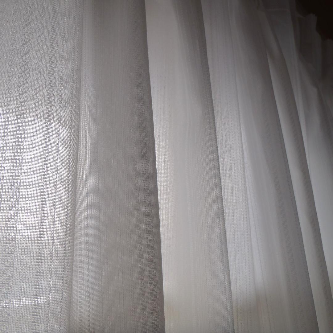 レースのカーテン