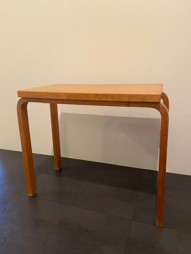 50年代　アルヴァアアルト　alvaraalto サイドテーブル　artek