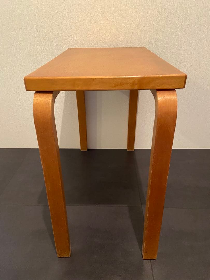 50年代　アルヴァアアルト　alvaraalto サイドテーブル　artek