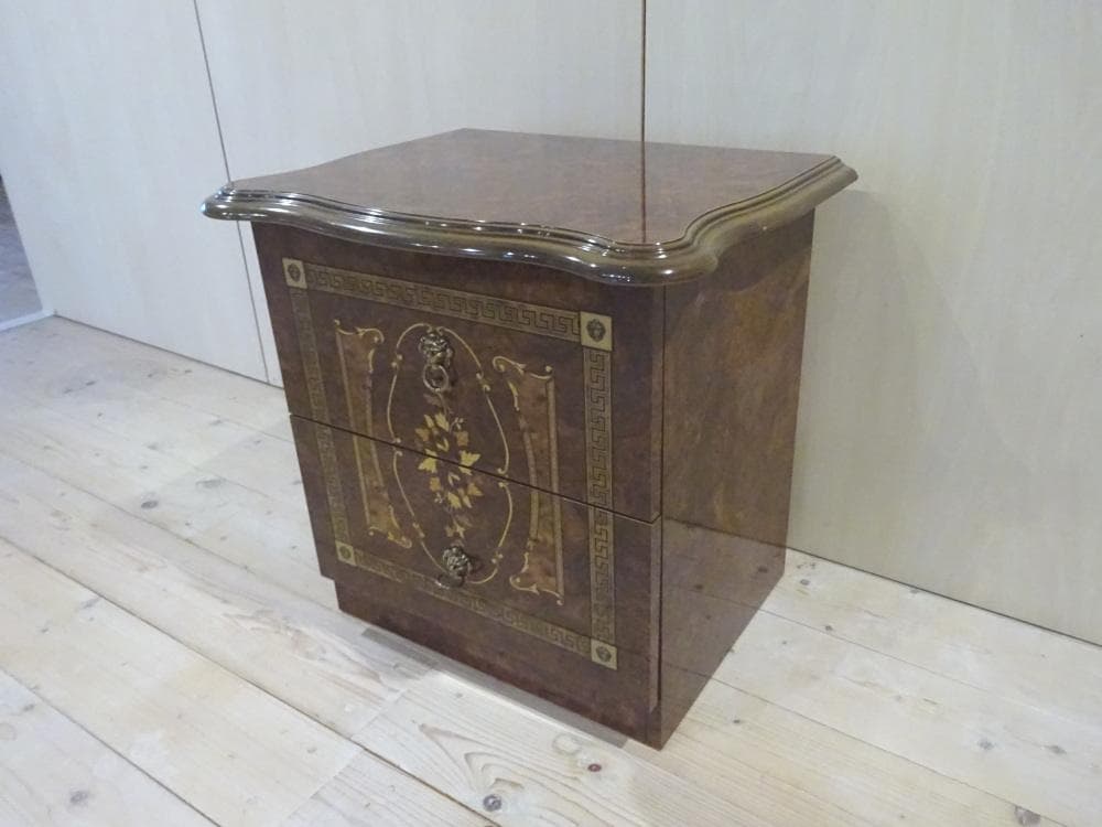 イタリア　ヨーロピアンクラシック　ナイトテーブル　サイドチェスト　美品