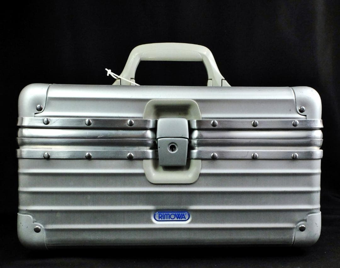 リモワ 946.38『OPAL/オパール』アルミビューティケース 17L 鍵付