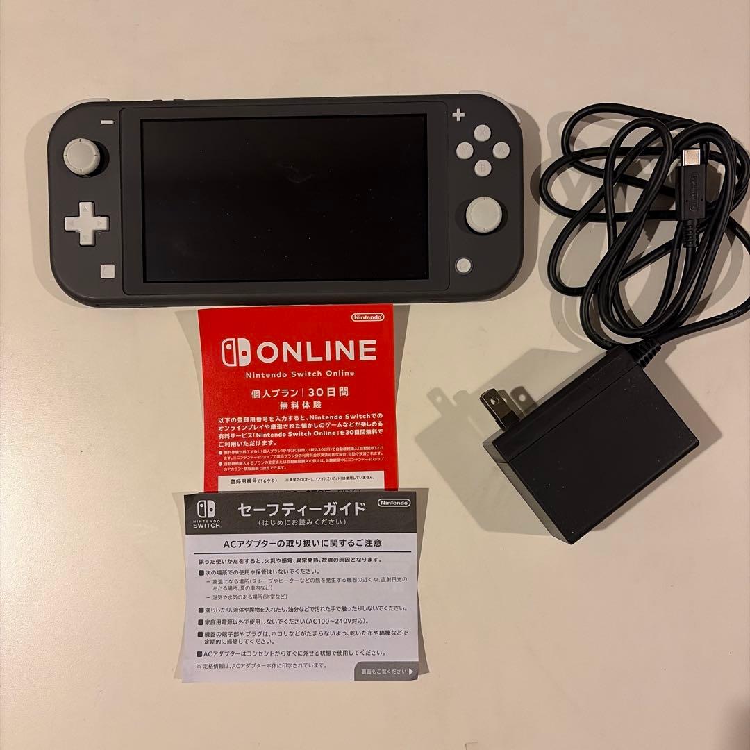 【美品】2026年1月購入　Nintendo Switch ライト　本体