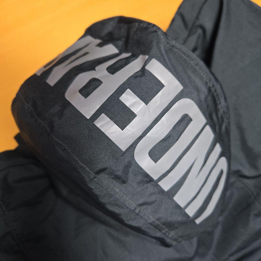 美品　UNDER ARMOUR　M　ベンチコート　黒　インフラレッド　撥水