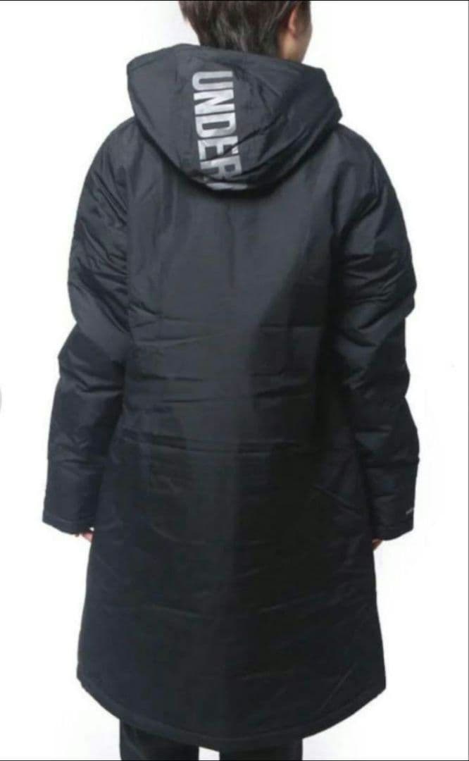 美品　UNDER ARMOUR　M　ベンチコート　黒　インフラレッド　撥水
