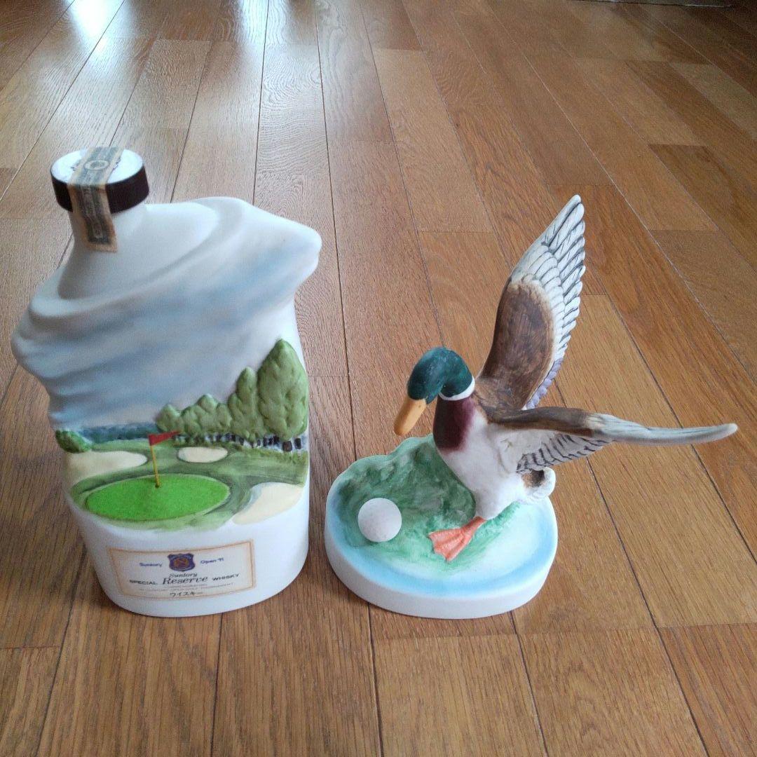 未開封　サントリー陶器製 水鳥彫刻 ウイスキーリザーブ91