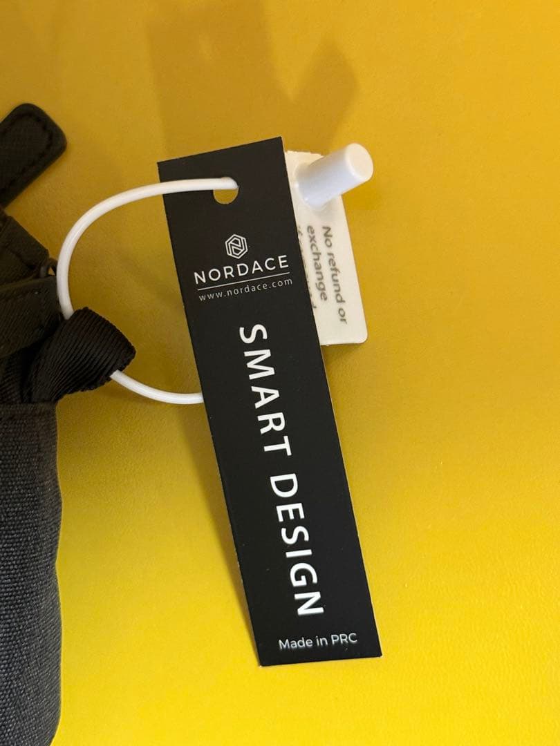 NORDACE オールブラック ボディバッグ