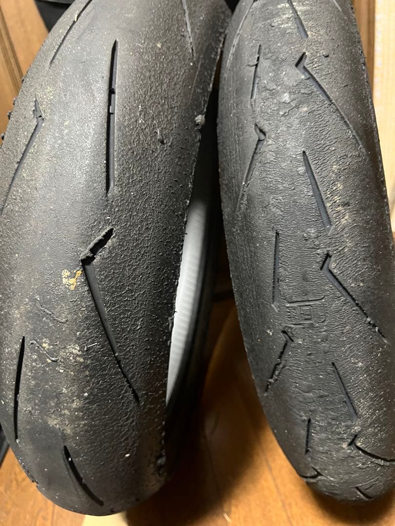 ピレリ　スーパーコルサV4 SC1 110/70-17 140/70-17