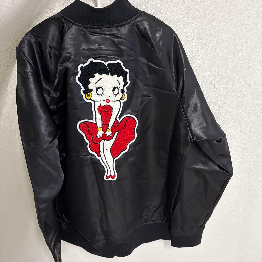 美品 XL supreme betty 黒ジャケット
