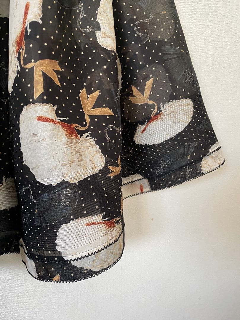 R*。様 カネコイサオ　綿オーガンジー　扇子柄スカート　W74