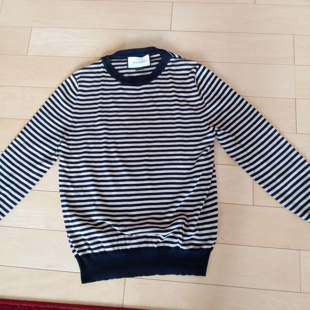 GUCCI ネイビーとベージュのストライプニット