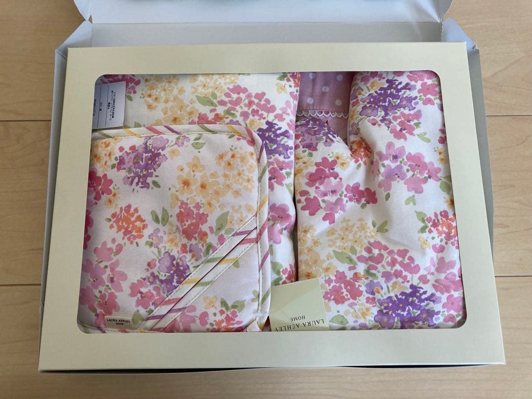 ローラアシュレイエプロンセット