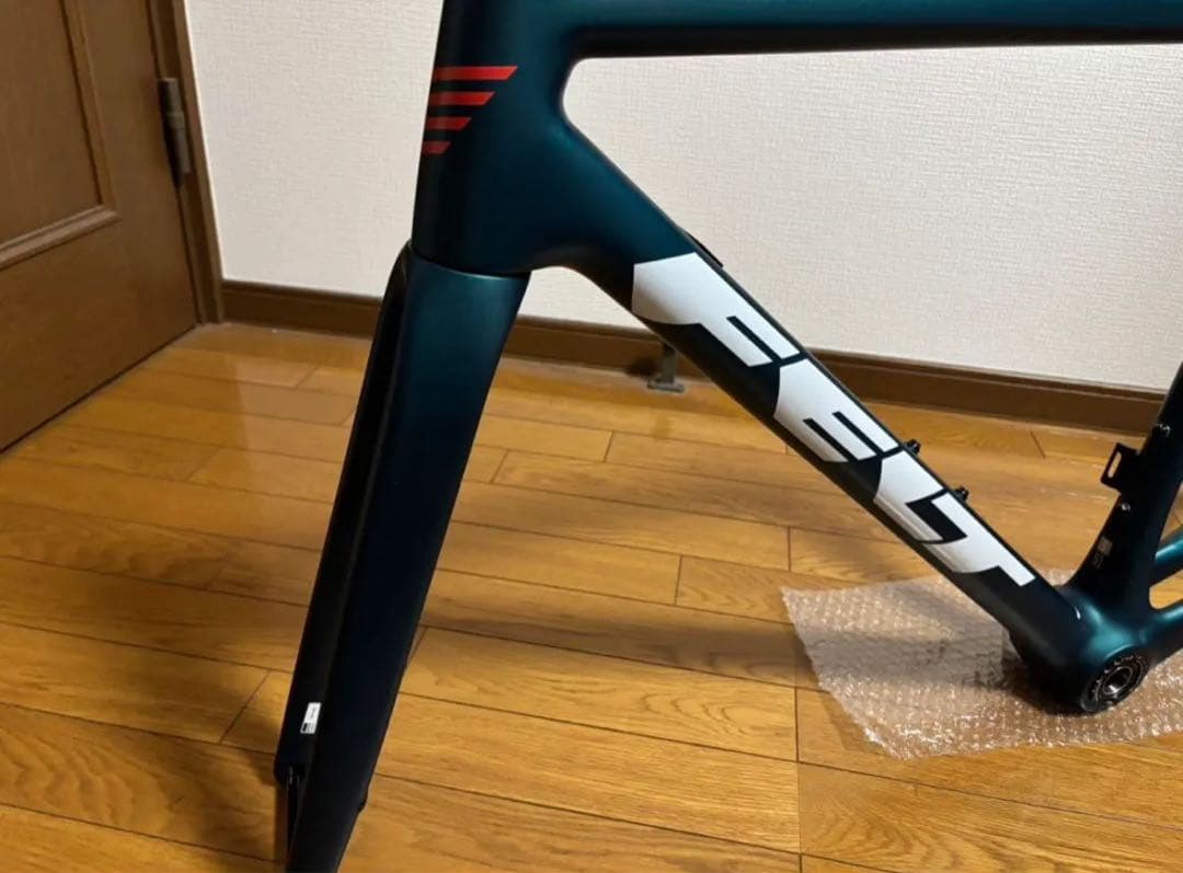 （未走行品）FELT FR4.0 フレームセット
