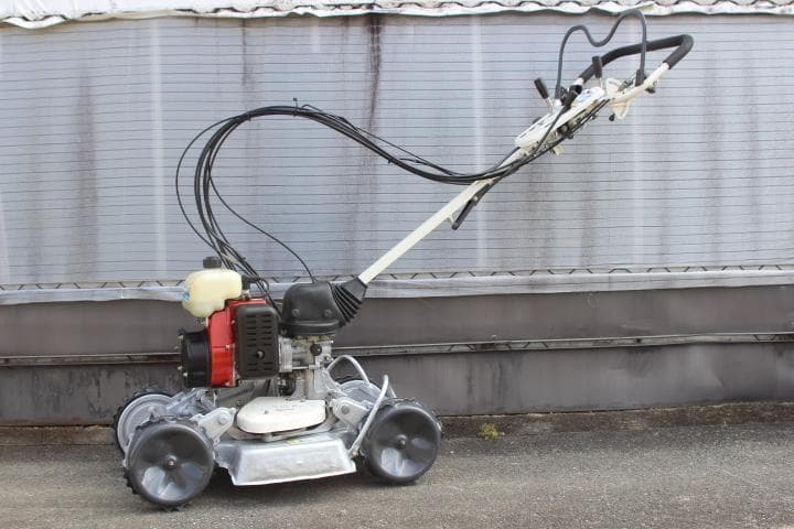 草刈機　オーレック　スパイダーモアー　SP850A　ブレーキ付き　4WD　爪新品