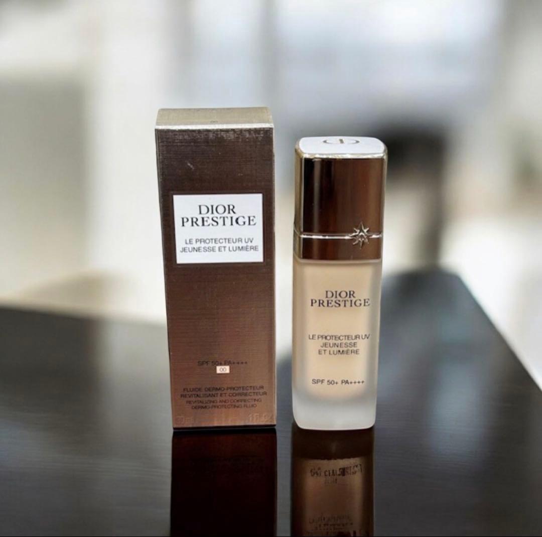ディオールプレステージ ホワイト ル プロテクターUV ルミエールBB 00