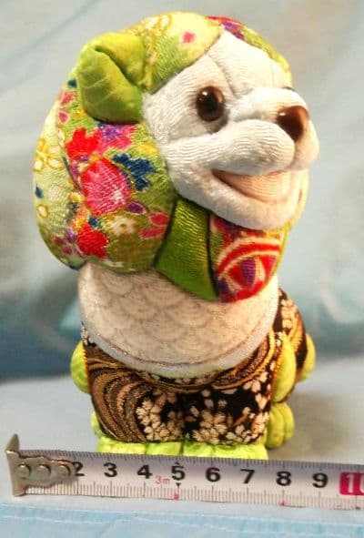 木目込み人形　シーサー家族(緑)