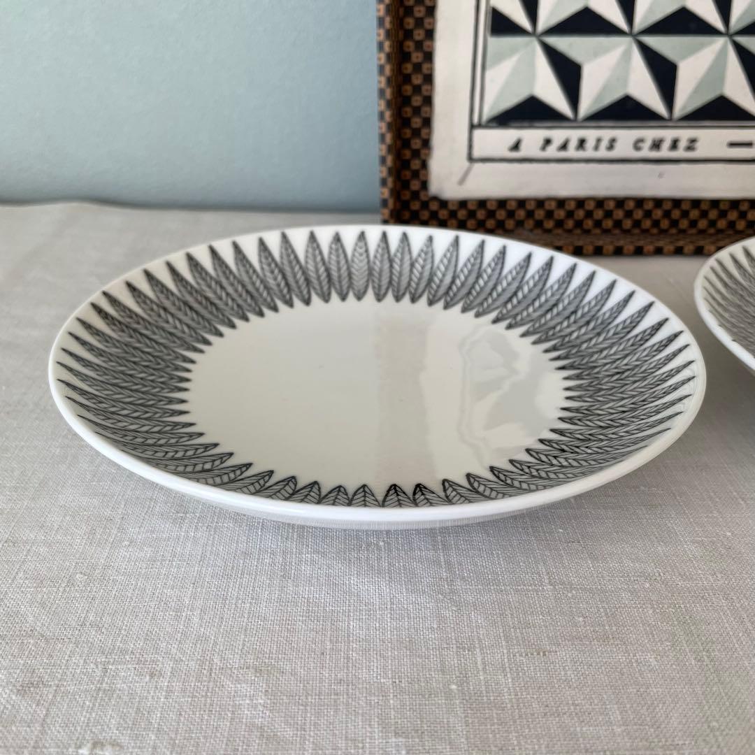 グスタフスベリ　リンドベリデザインsalixプレート皿2枚