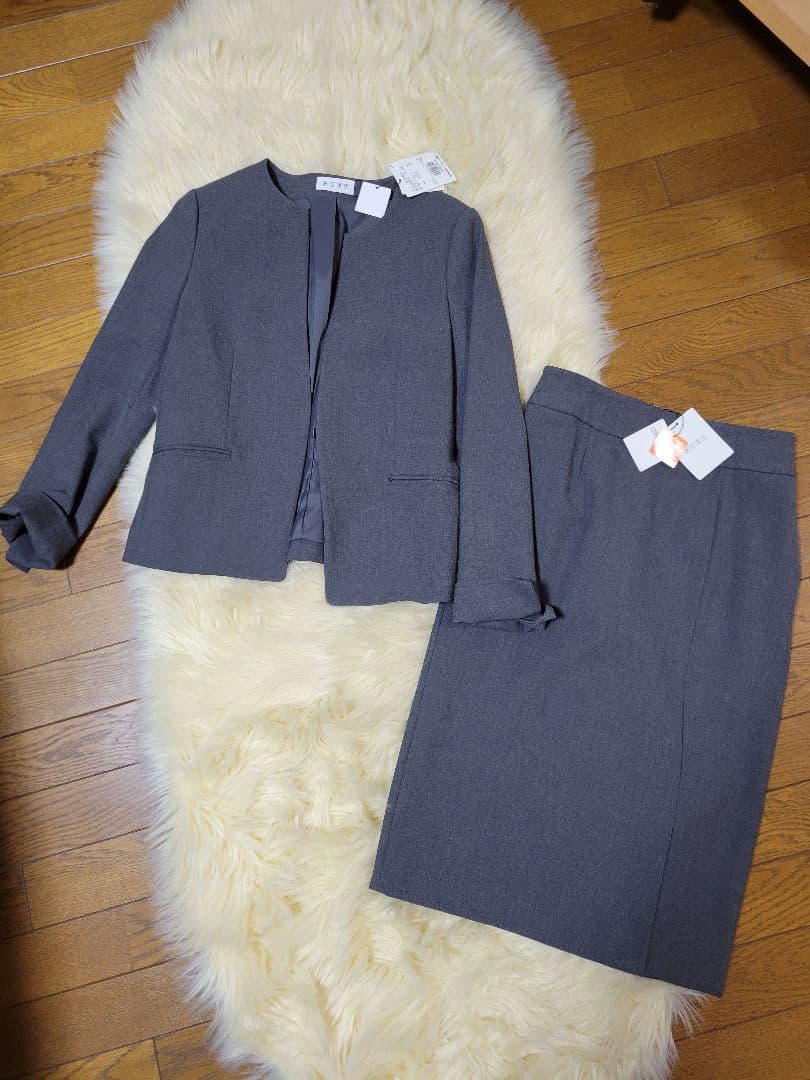 新品　プラステ　ノーカラー　タイトスカートセットアップ