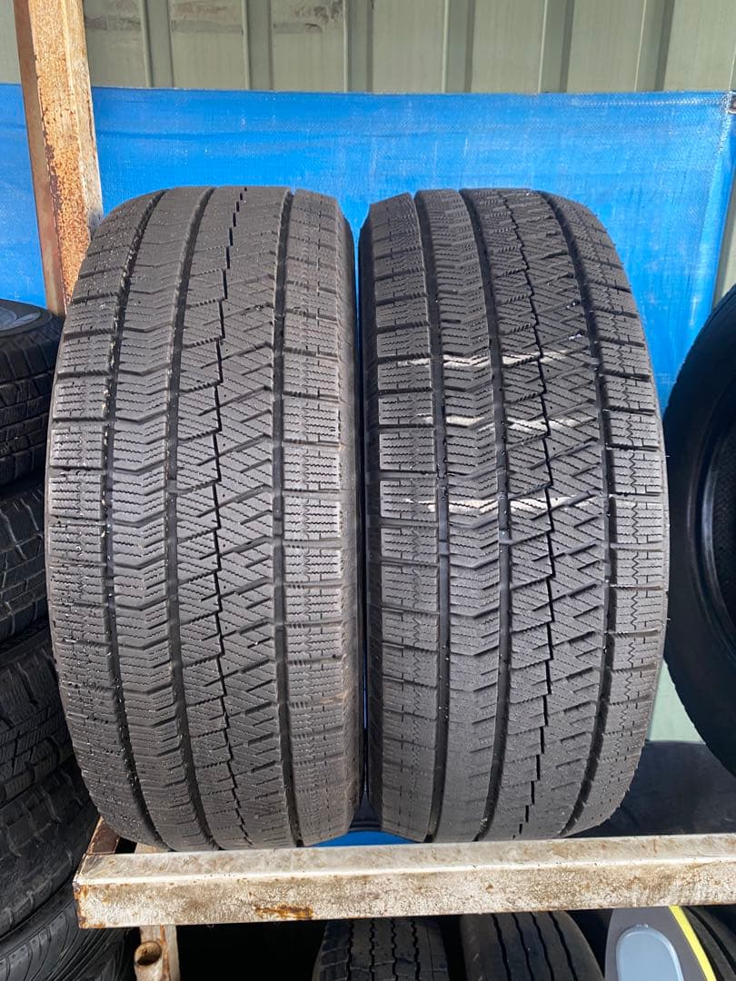 BRIDGESTONE BLIZZAK VRX2 205/55/16 2本セット