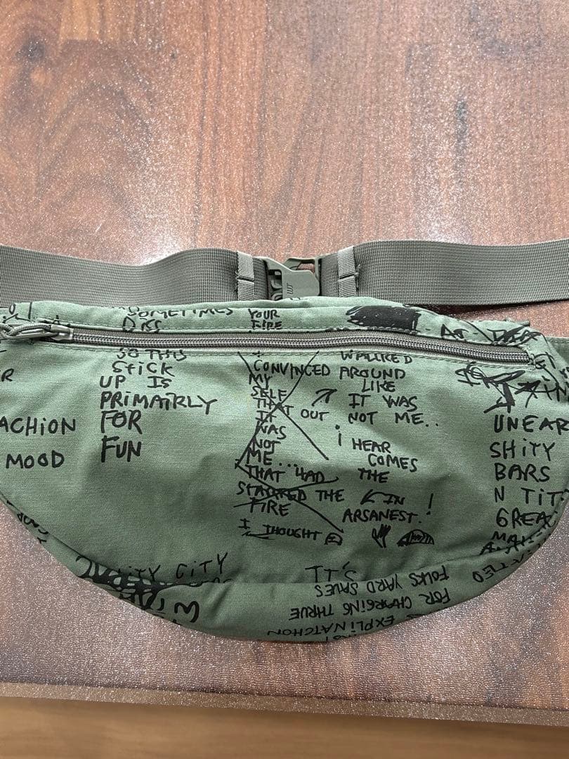 SUPREME ウエストバッグ　ポーチField WaistOlive Gonz