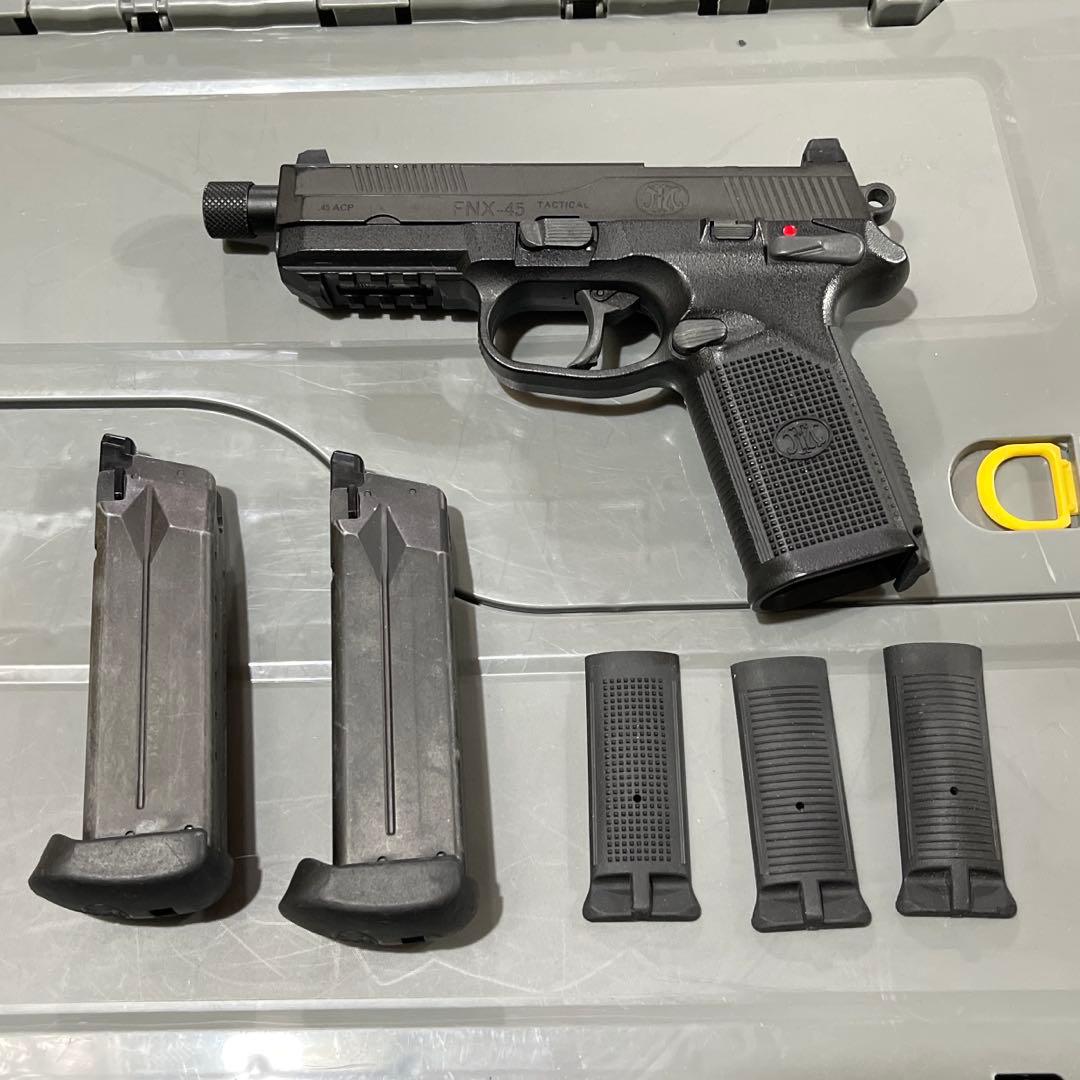 FNX-45 Tactical ガスガン 2本マガジン付き 東京マルイ