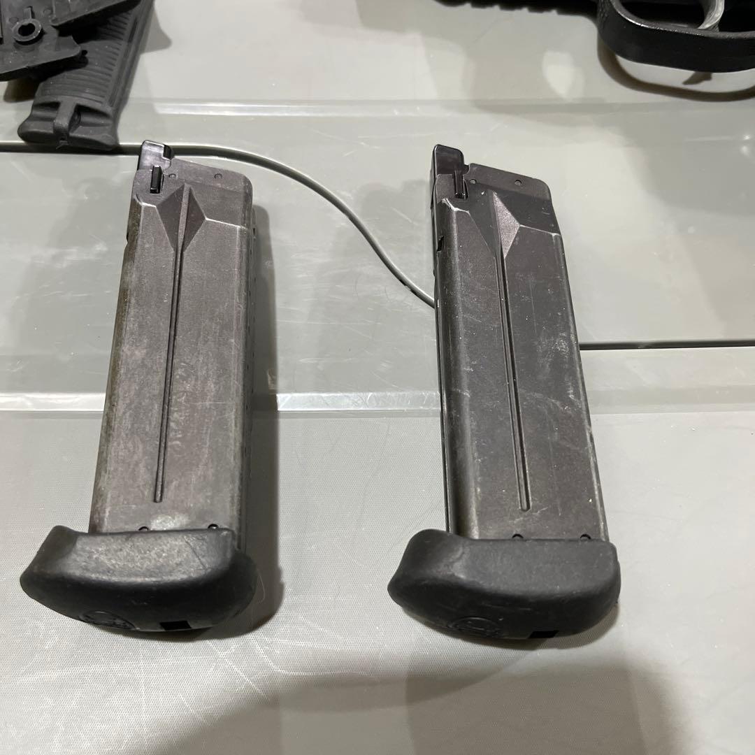 FNX-45 Tactical ガスガン 2本マガジン付き 東京マルイ