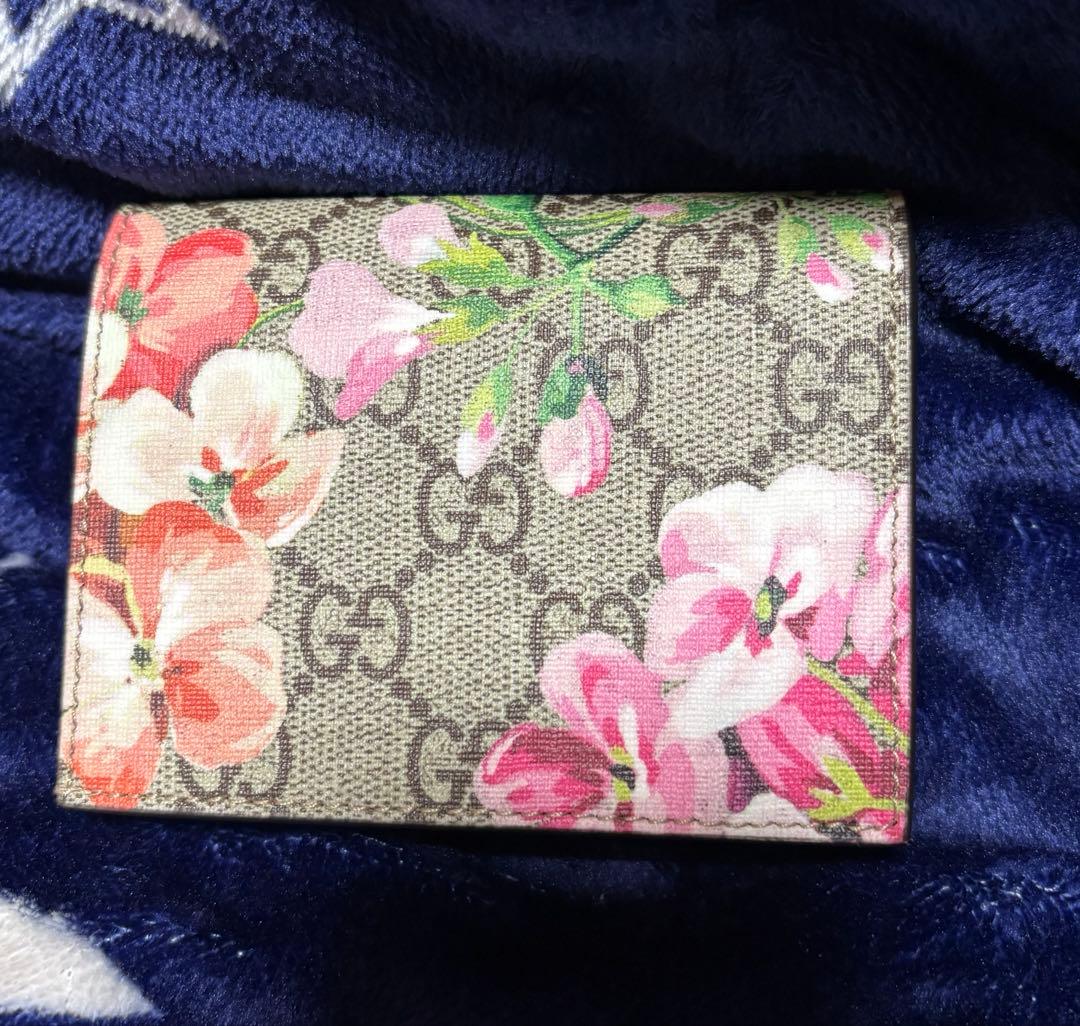 値下げ　新品未使用　GUCCI カードケース　ブルームス　花柄　財布
