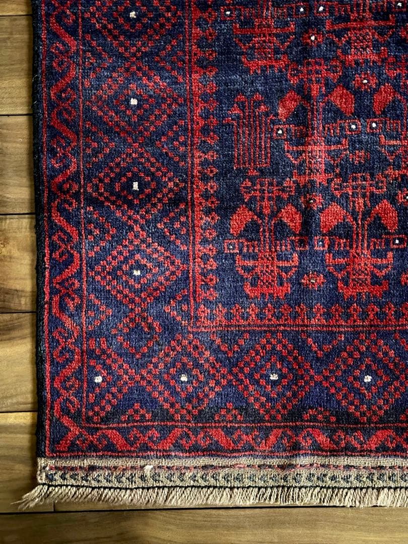 トライバルラグ　ヴィンテージラグ　アフガン　バルーチ族　プリミティブアート　美品