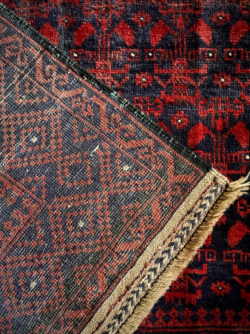 トライバルラグ　ヴィンテージラグ　アフガン　バルーチ族　プリミティブアート　美品