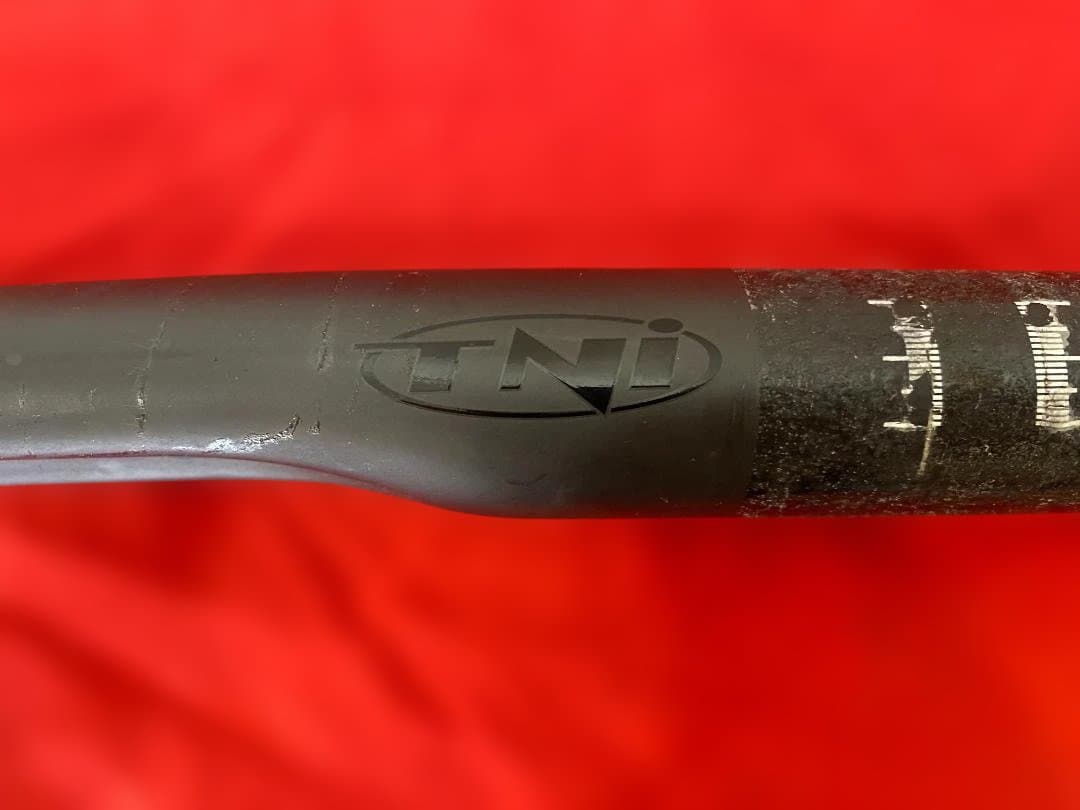 TNI Ergo Sweep フルカーボン　軽量　400mm