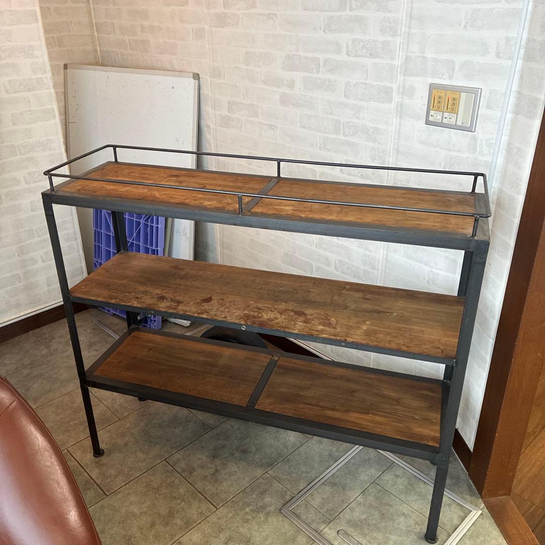 オープンシェルフ 木製と金属製