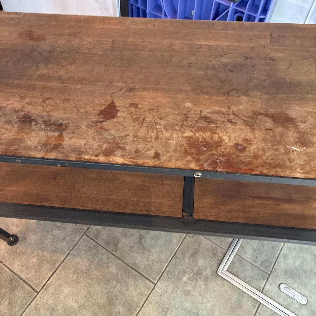 オープンシェルフ 木製と金属製