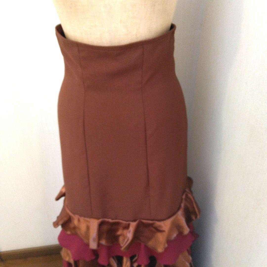 フラメンコ スカート フリル付き ブラウン 赤