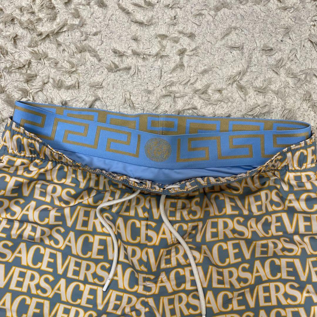 ヴェルサーチェ リブレイヤードロゴ総柄ナイロンハーフパンツ　水着　6
