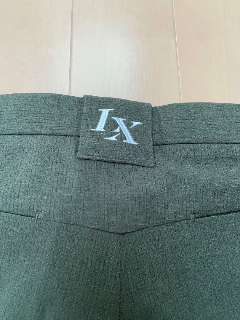 ゴルフウェア　リュクスエイケイエムプラス　セットアップ　XL