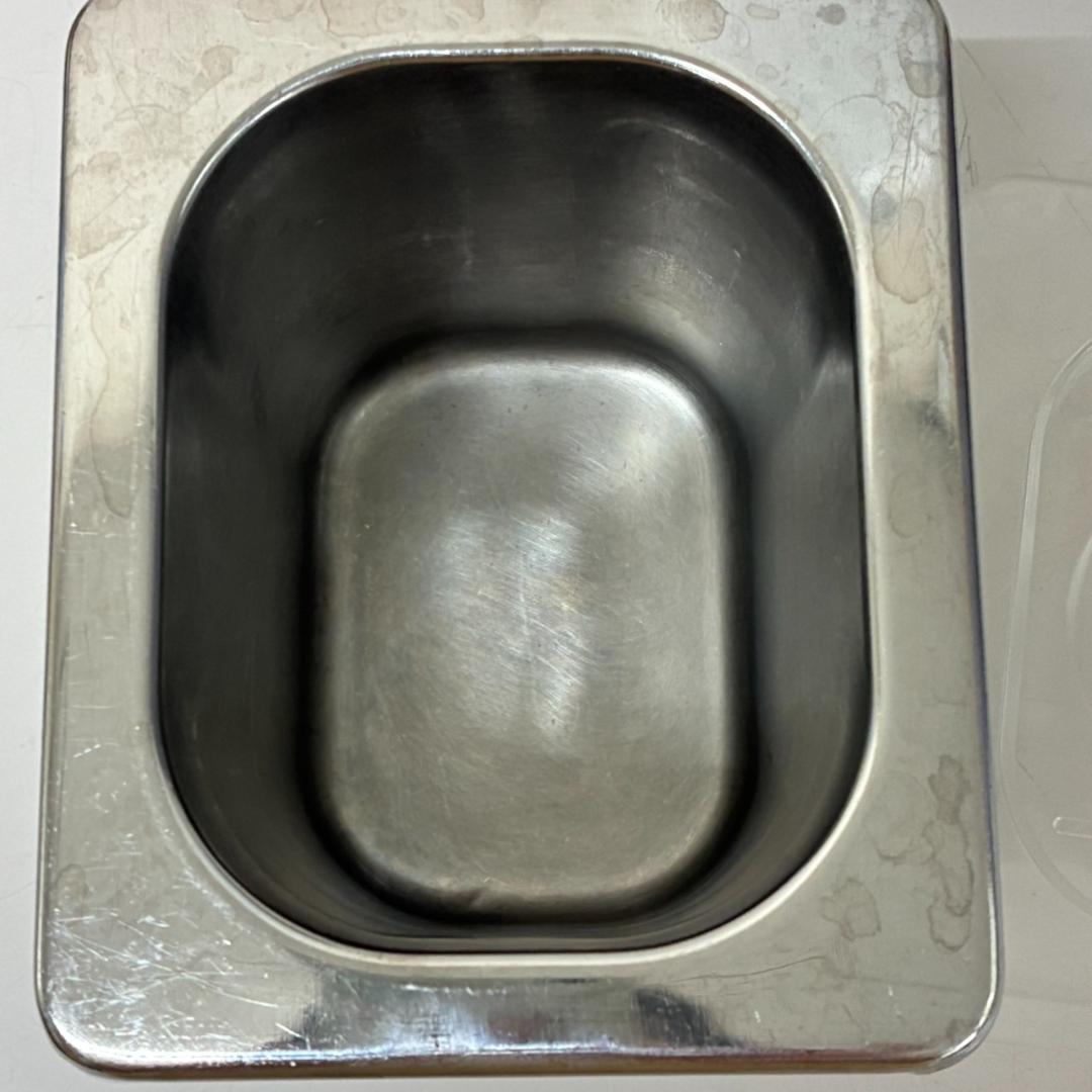ステンレス　ホテルパン1/12　蓋付　コイヌ印　10個　在庫あります