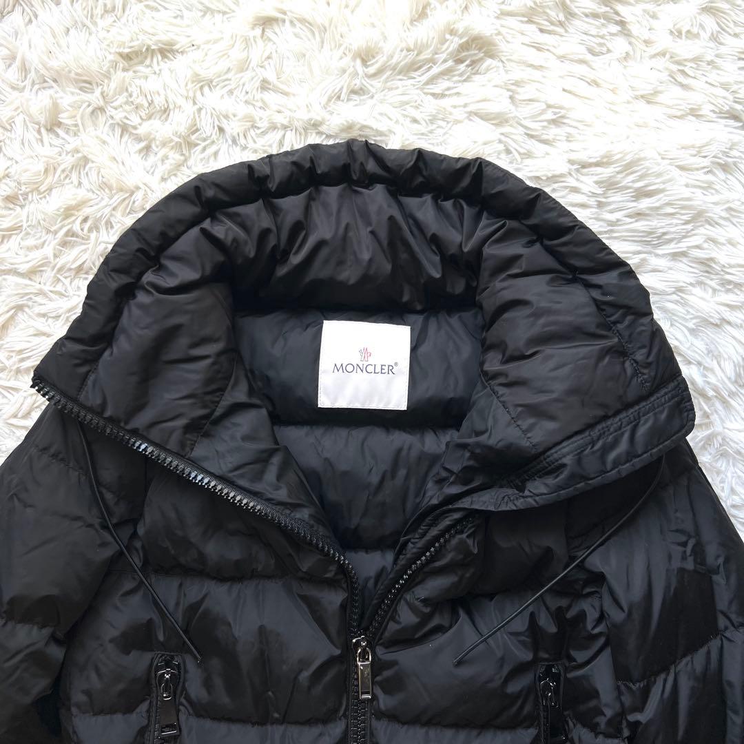 中古良品 モンクレール 00 ヴィバーナム QRコード鑑定済 ブラック ネセア