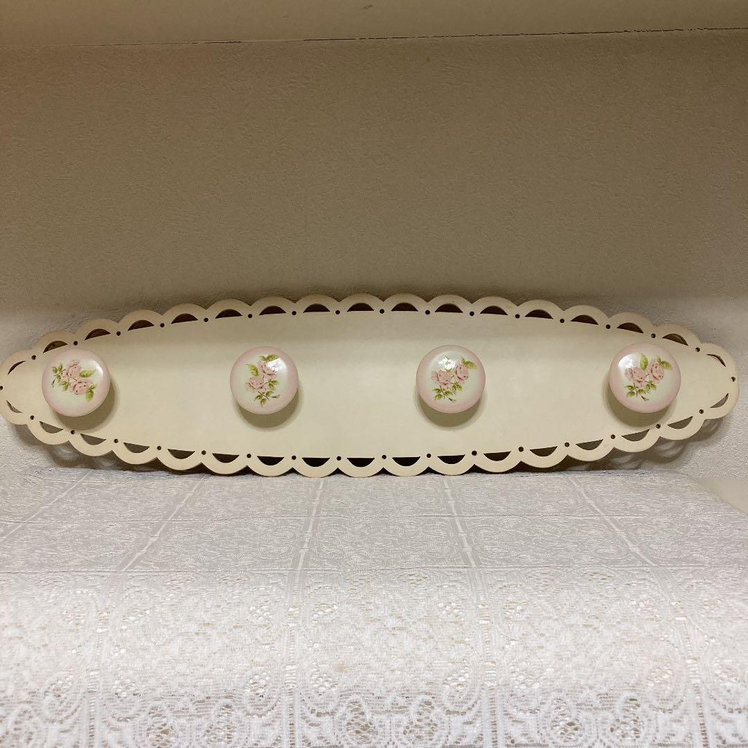 イマン　ダイアナローズのつまみを使ったラック①