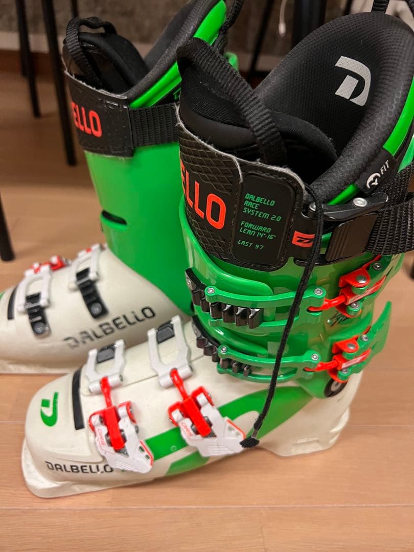 ダルベロスキーブーツ