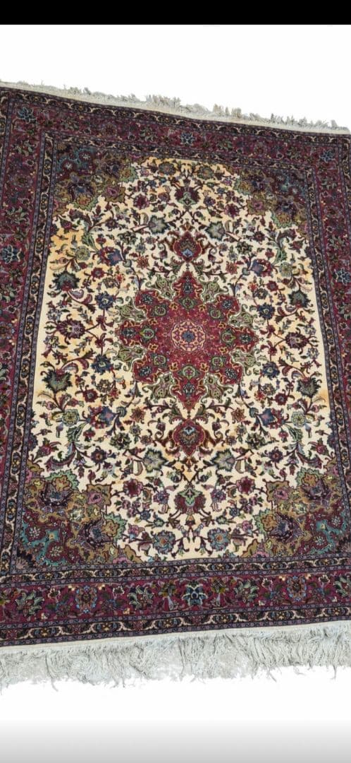 ペルシャ絨毯　手織り