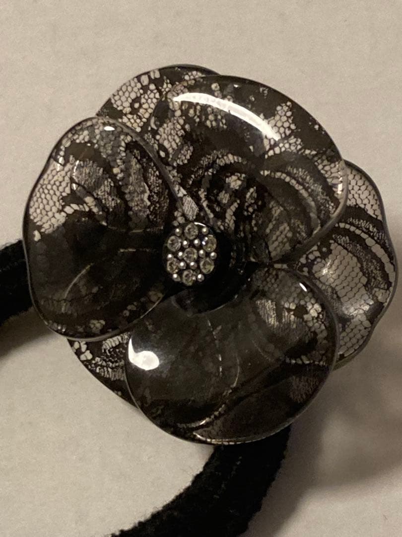 ♡ALEXANDRE DE PARIS ♡ カメリア　レース柄　ヘアゴム