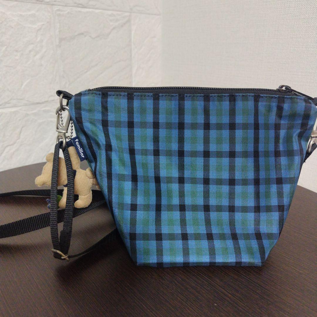 ファミリア familiar ショルダーバッグ ポシェット くまのチャーム付き