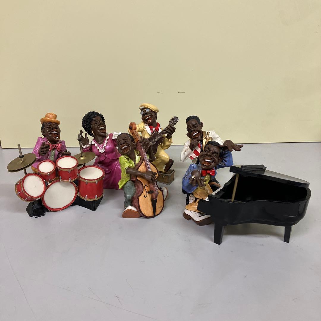 E-4 黒人ジャズバンド フィギュア 6体セット 楽器付き 置物 陽気な音楽隊