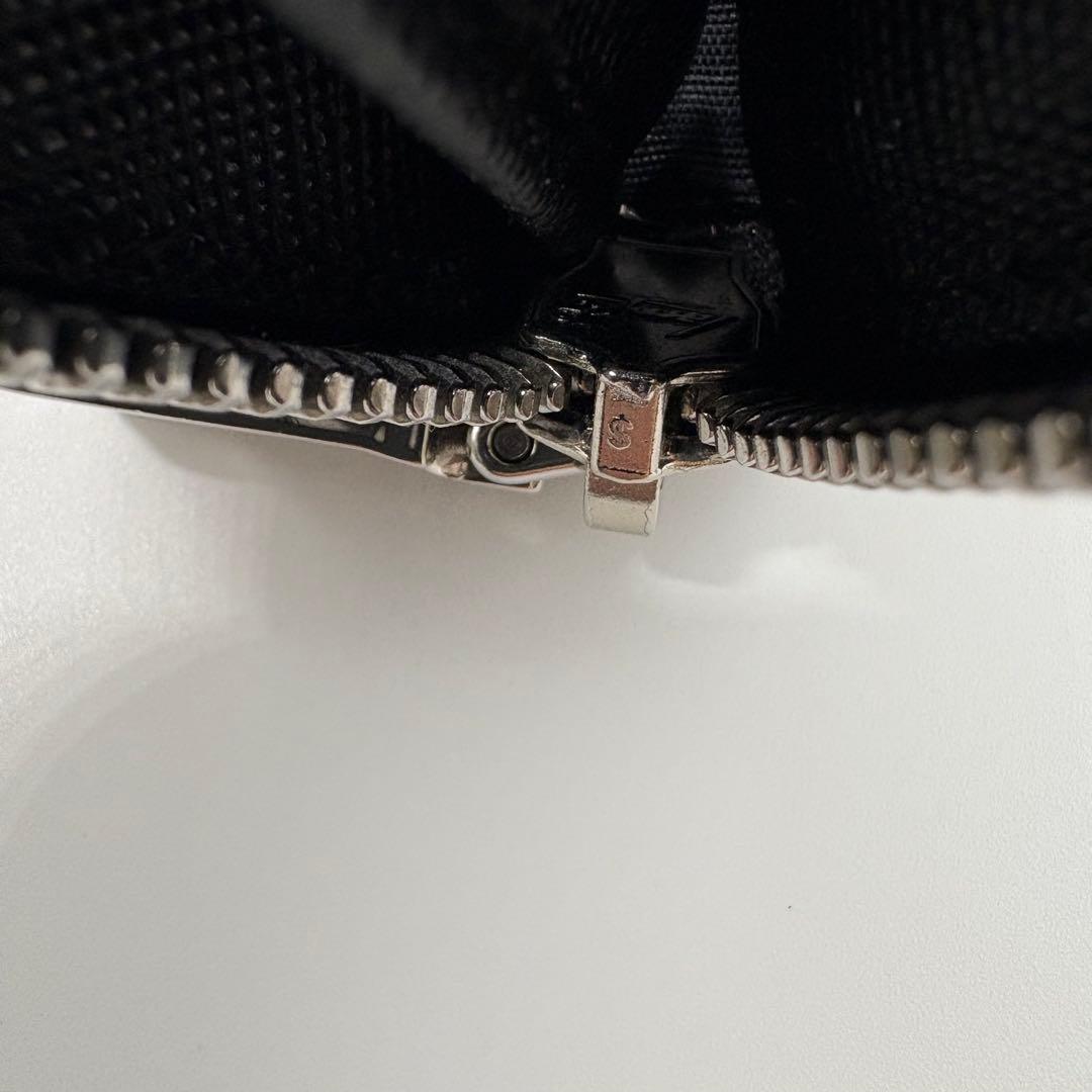 プラダ サフィアーノ エンボス三角ロゴ コンパクト 財布 ケース カード