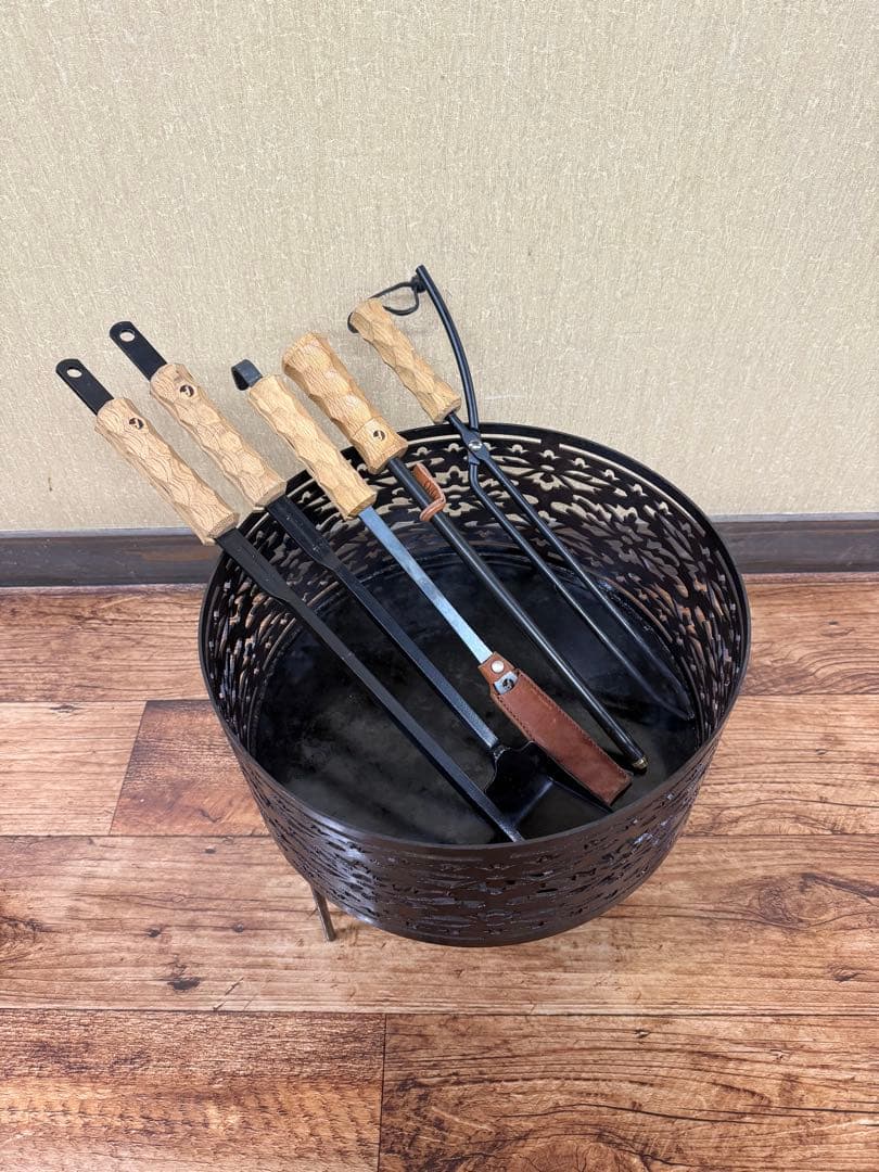 ～20日(土)限定値引き!山賊マウンテン焚き火台 × アシモクラフツ焚き火セット