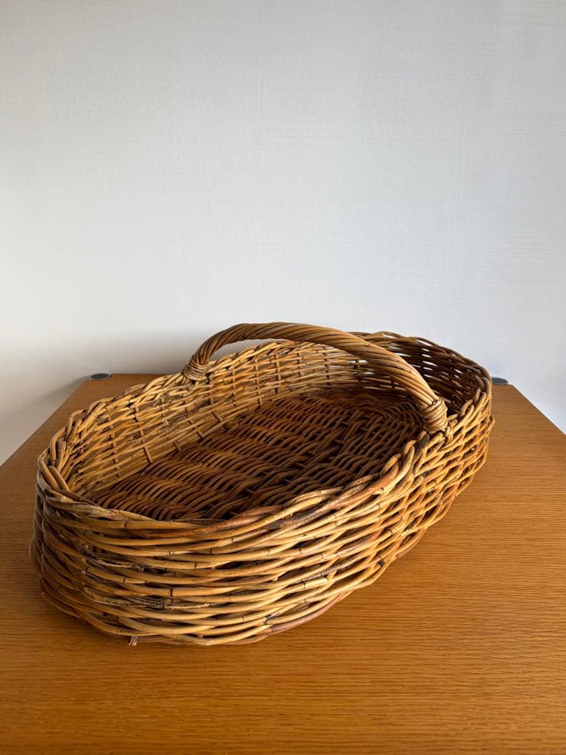 ウィッカー製オーバルバスケット